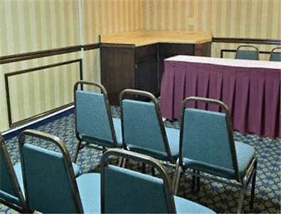 Doubletree Hotel & Suites Charleston Airport 