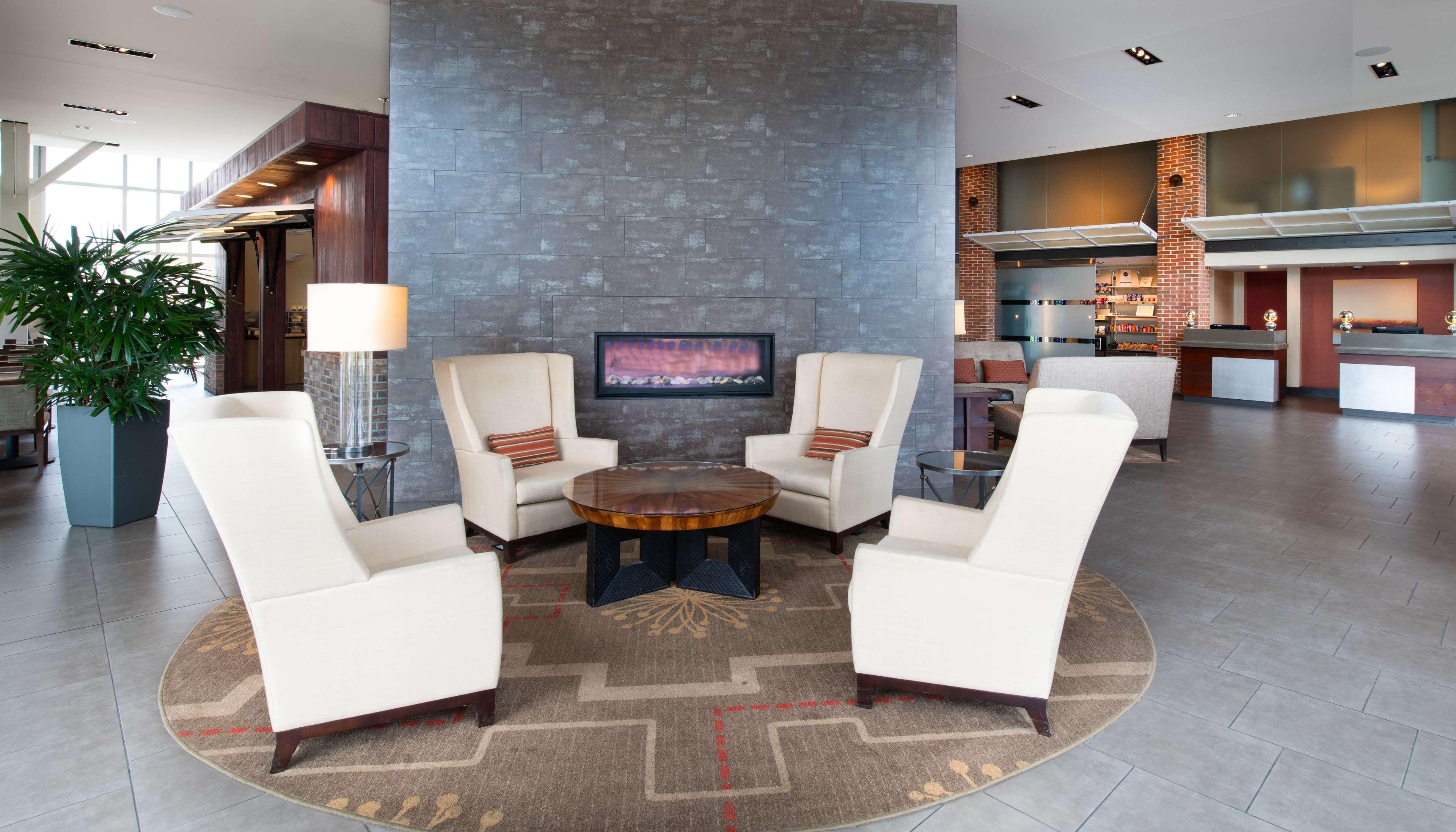 Doubletree & Charleston Airport Hotel North Charleston