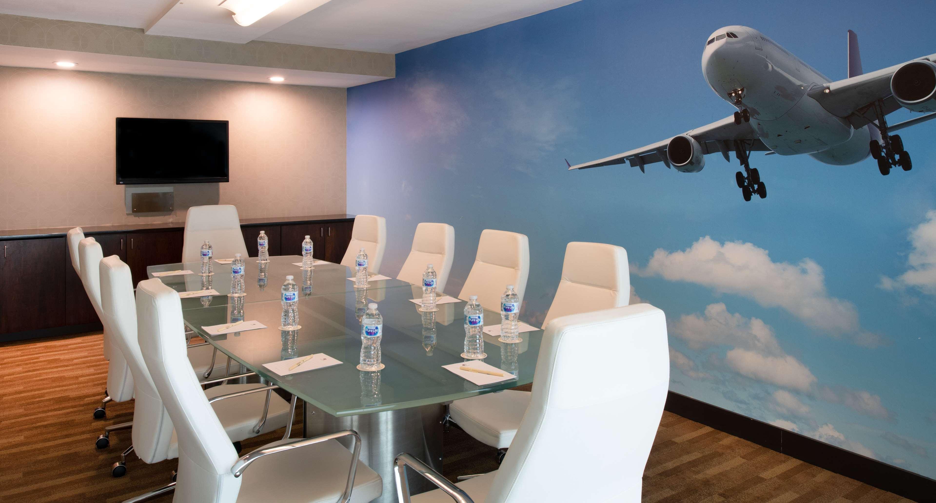 Doubletree & Charleston Airport