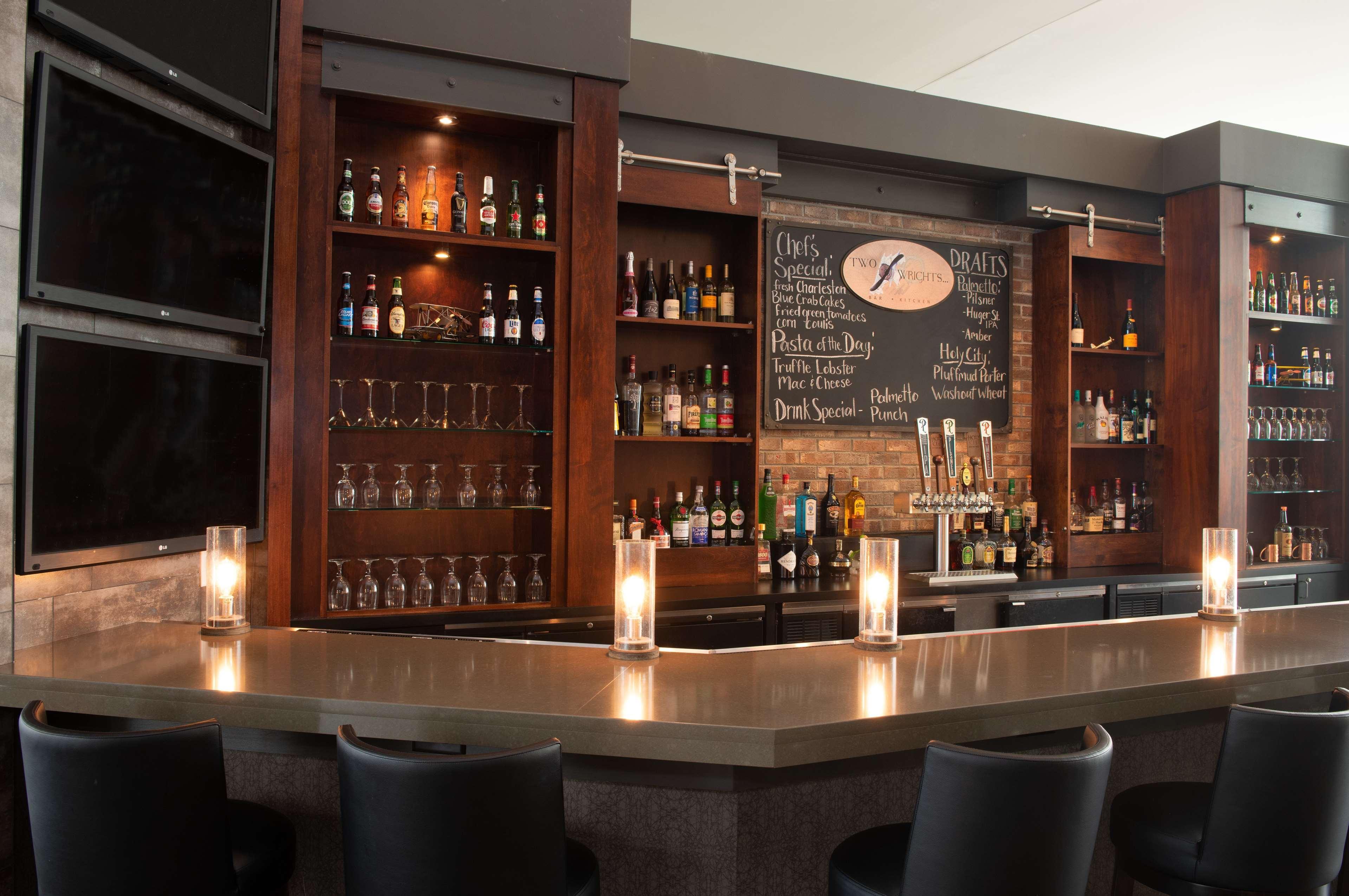 Doubletree & Charleston Airport Hotel 3*