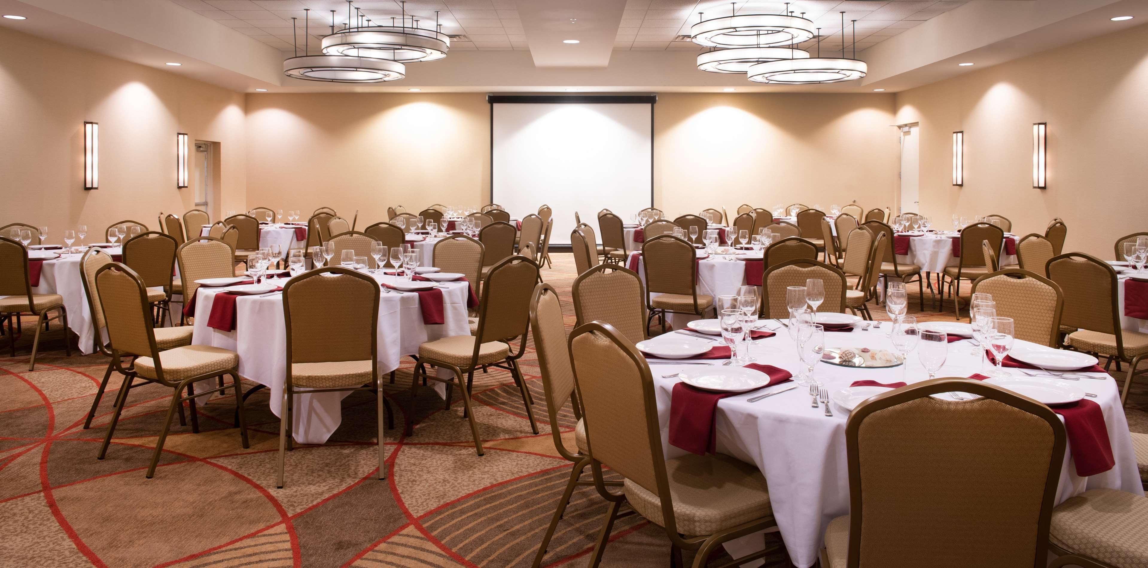 Doubletree & Charleston Airport Hotel