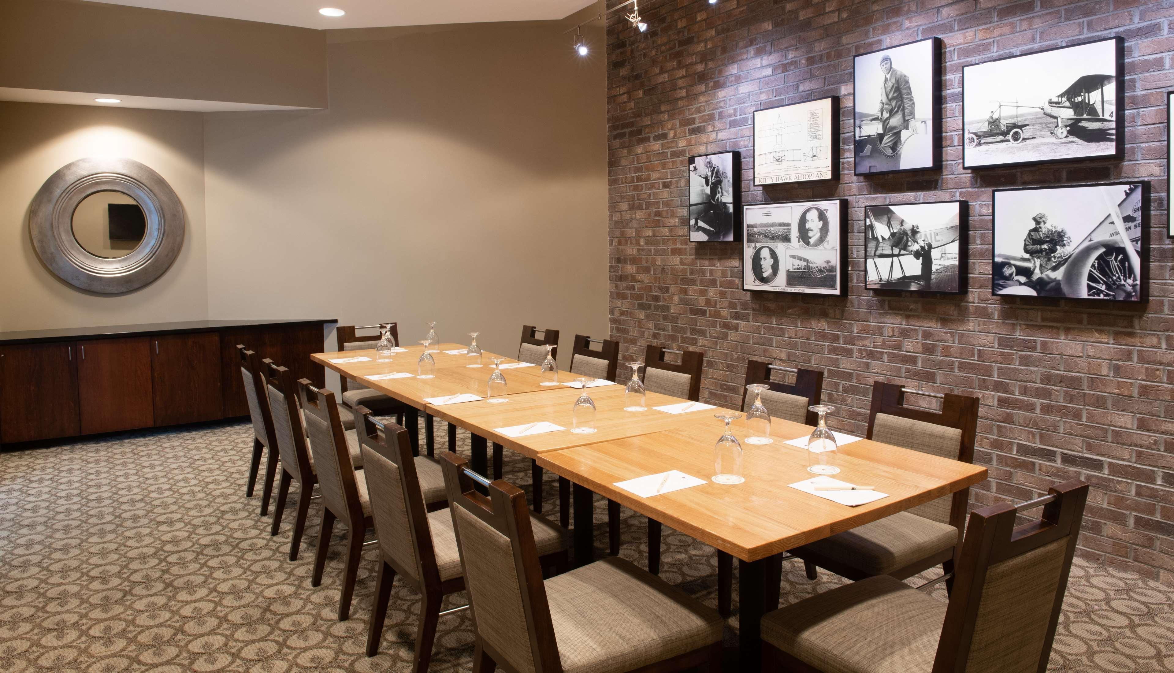 Doubletree & Charleston Airport Hotel North Charleston