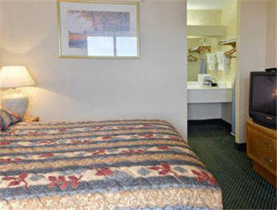 Hotel Doubletree & Charleston Airport 3*
