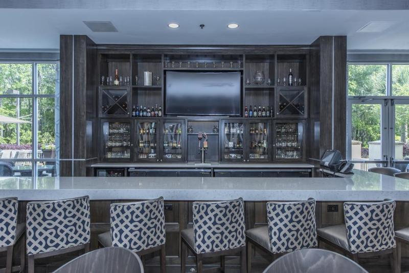 Doubletree & Charleston Airport
