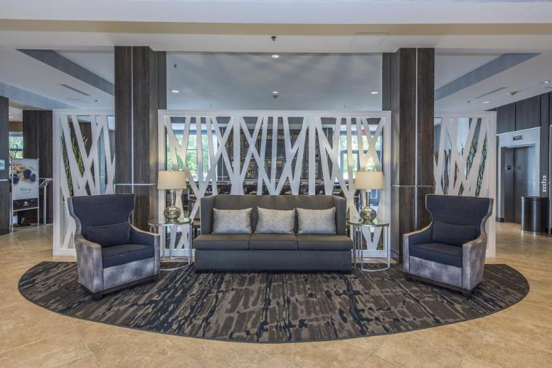 Doubletree & Charleston Airport Hotel North Charleston